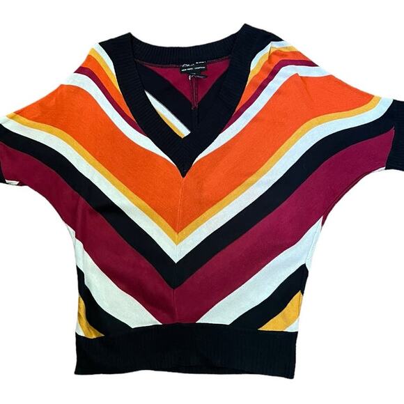 Y2K Vintage New York & Company Chevron Stripe Sweater Top Size S V-Neck Preppy - Picture 16 of 17